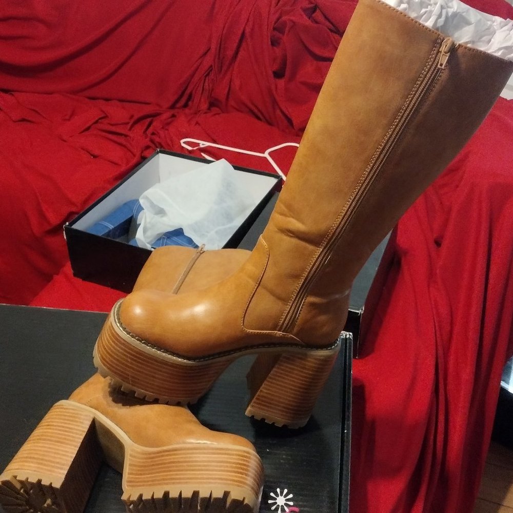 Platform boots